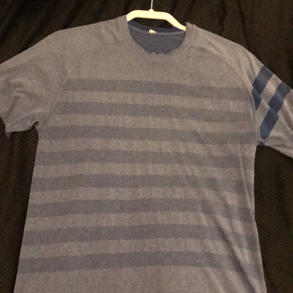 Lululemon shirt